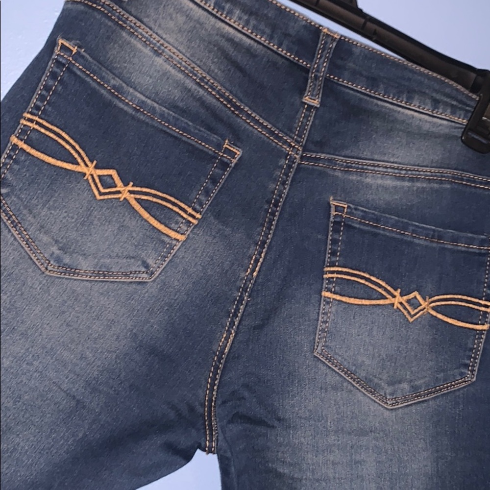 ☮️ SUPER SOFT STRETCH JEANS PERFECT FOR CURVES